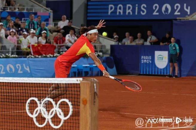 郭思彤与石浩玥摘得混双技术自选银牌 郭思彤与石浩玥摘得混双技术自选银牌