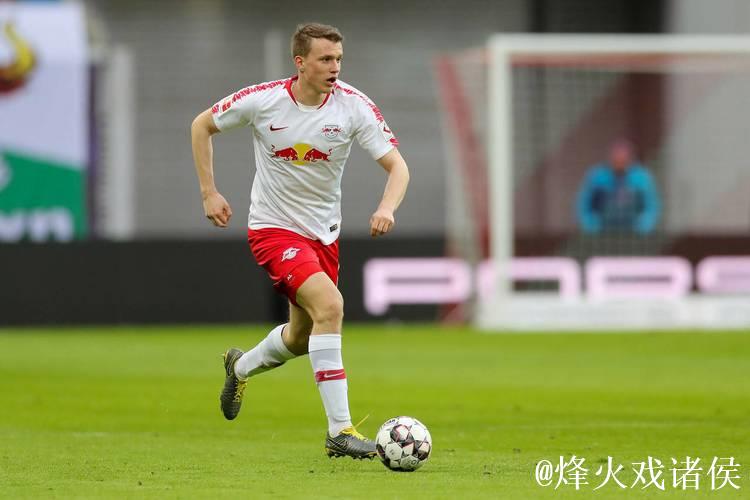 莱比锡边卫克洛斯特曼与球队续约至2024年